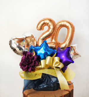 20歳、成人祝い】祝成人祝いアレンジ ブルー（卓上タイプ）【送料込み